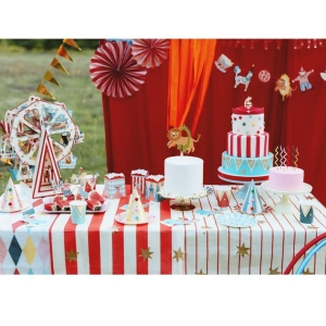 Tal��ky pap�rov� s hv�zdi�kami Cirkus 18 cm 6 ks